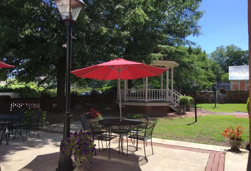 فندق صغير Hale Springs Inn