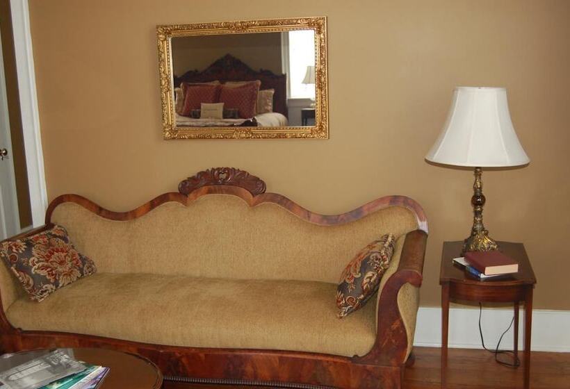 فندق صغير Hale Springs Inn