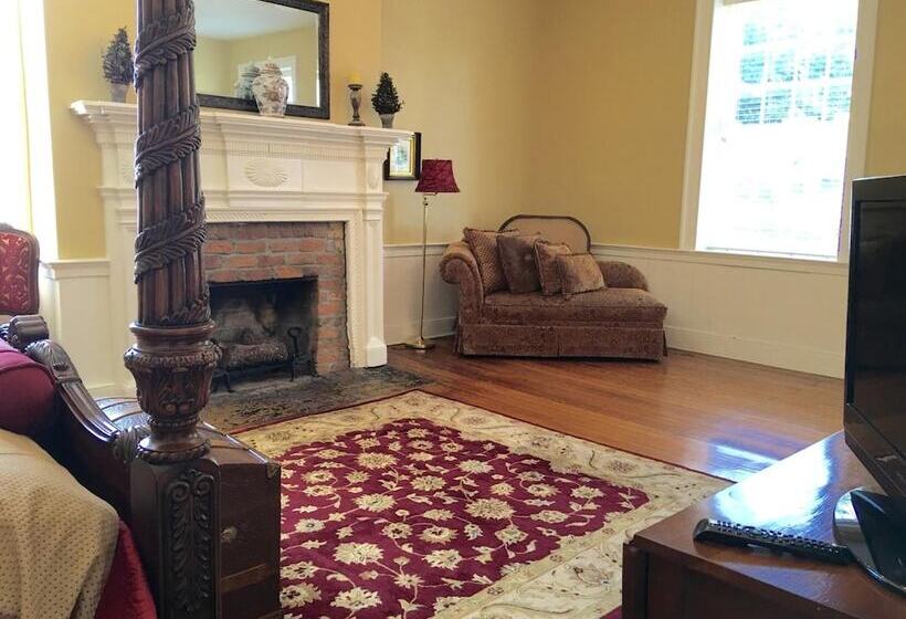 فندق صغير Hale Springs Inn