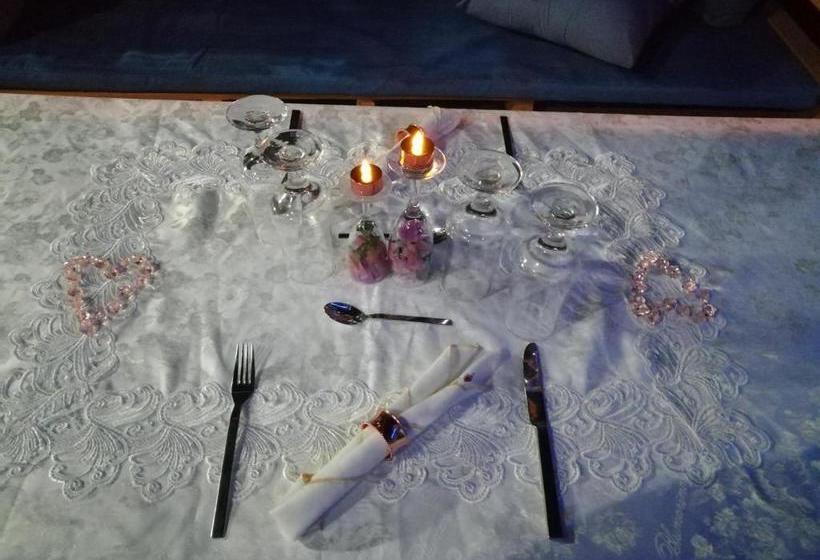 호스텔 Casa Royal Palm Inn