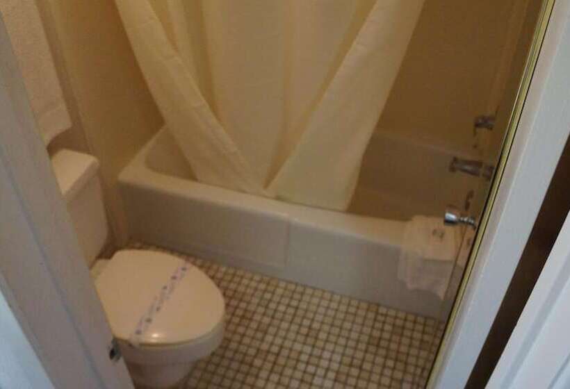 ユースホステル Travelers Inn