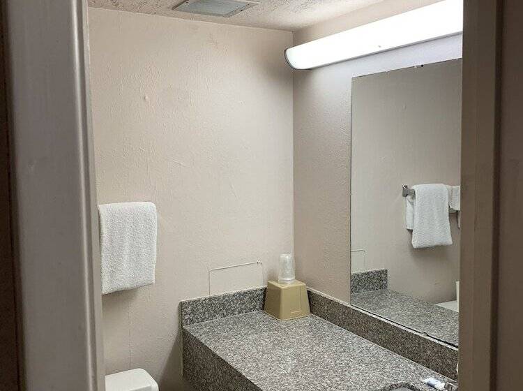 ユースホステル Travelers Inn