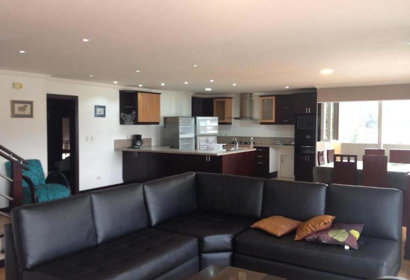 Gaviota Apartments & Suites