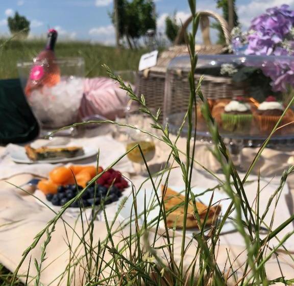 Hardy   Cognac & Pension