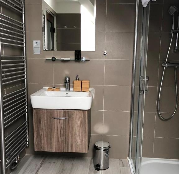 Hardy   Cognac & Pension