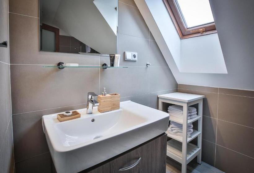 Hardy Cognac & Pension