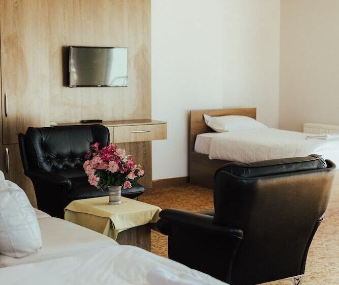 בית מלון כפרי Ny World