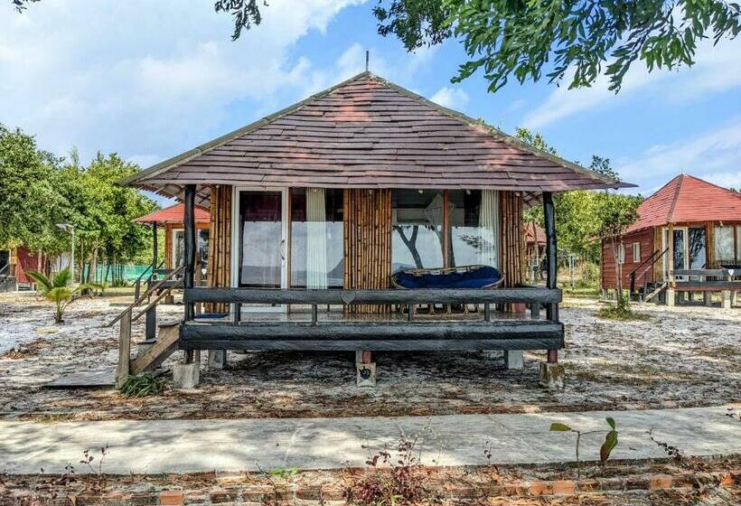 Отель Pura Vita Resort