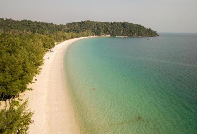 Отель Pura Vita Resort