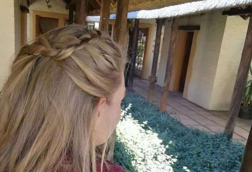 Пансион African Silhouette Guesthouse