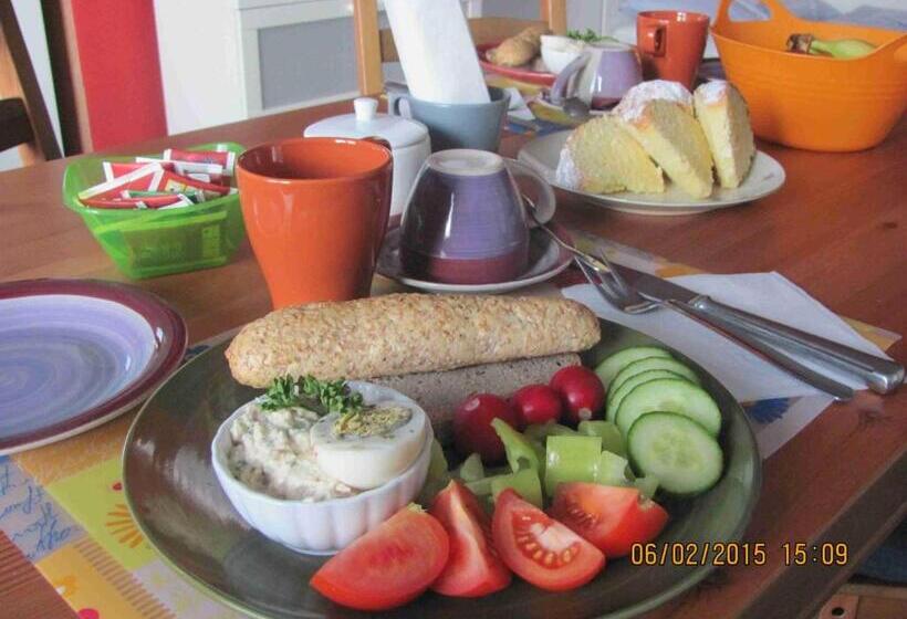 بنسيون Apartments   Penzion Lena