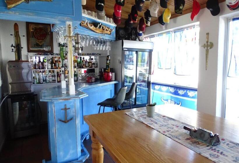 بنسيون Big Skies Guesthouse