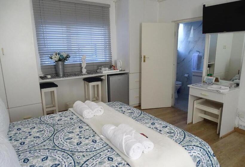 بنسيون Big Skies Guesthouse