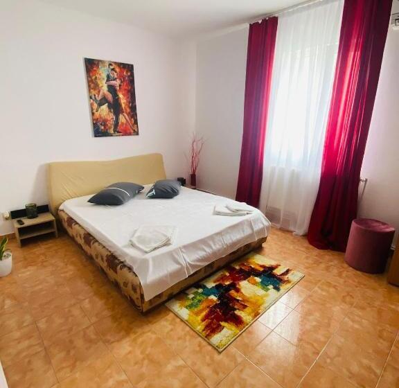 پانسیون Casa Ana