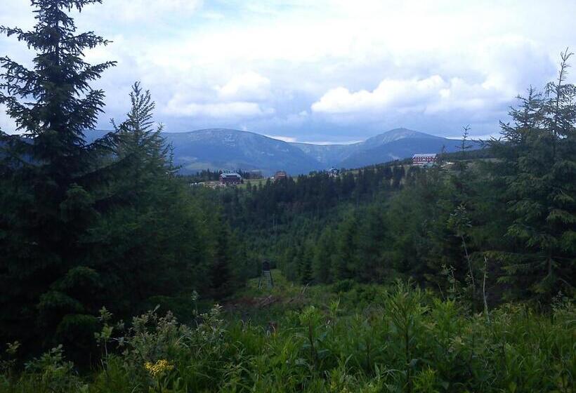 بنسيون Chata   Srub Kašparáci