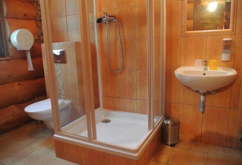 بنسيون Chata   Srub Kašparáci