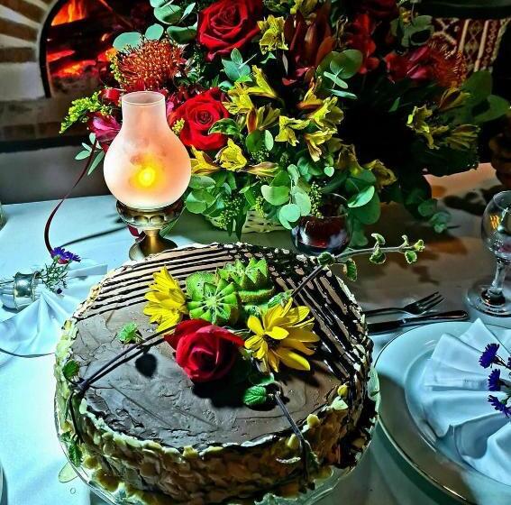 بنسيون Conacul Malul Alb