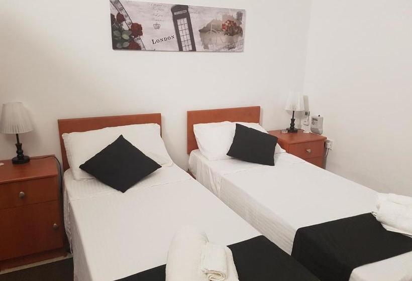 پانسیون D Ambrogio Guest House