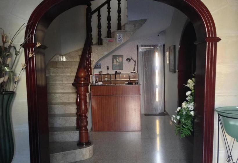 پانسیون D Ambrogio Guest House