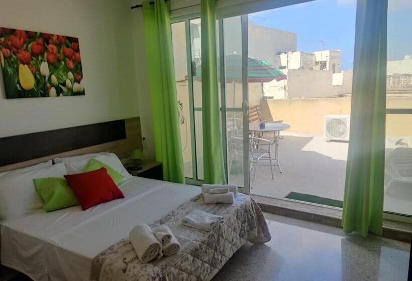 پانسیون D Ambrogio Guest House