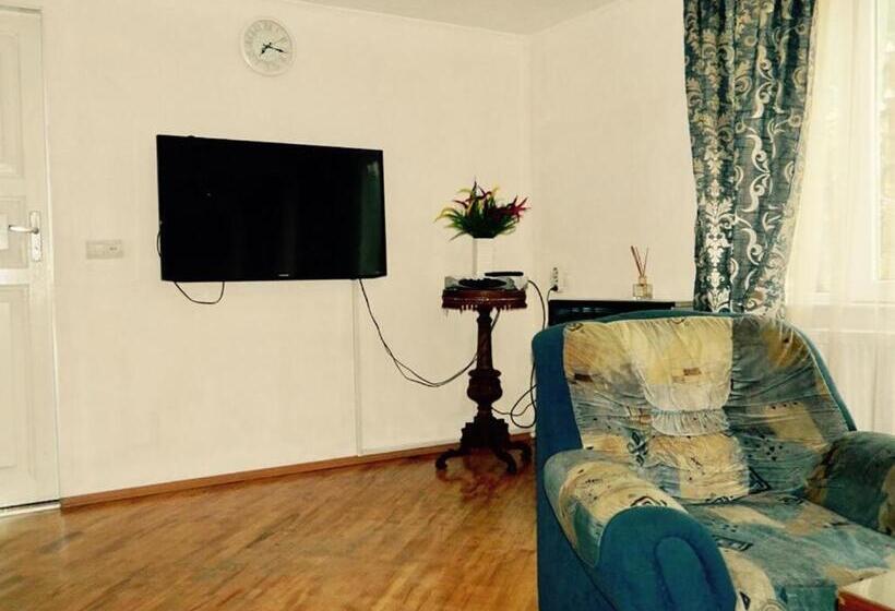 پانسیون Erik's Guest House