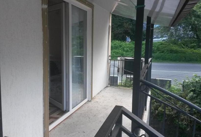 پانسیون Guest House 118 In Kvariati