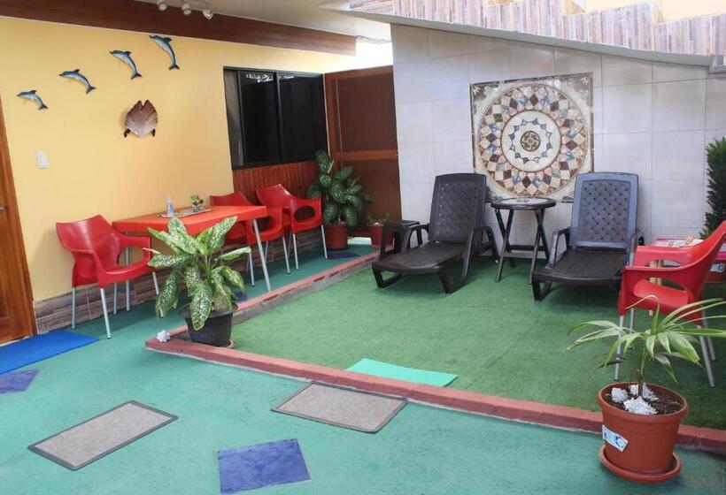 Пансион Hostal Romy