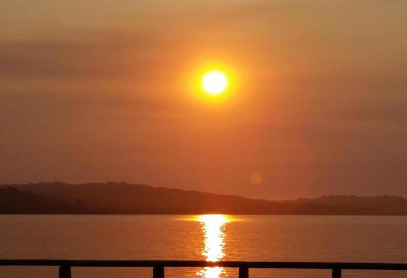 بنسيون Hostal Vista Al Mar Hct