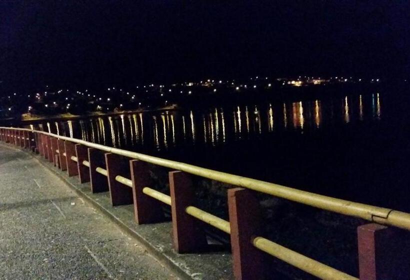 بنسيون Hostal Vista Al Mar Hct