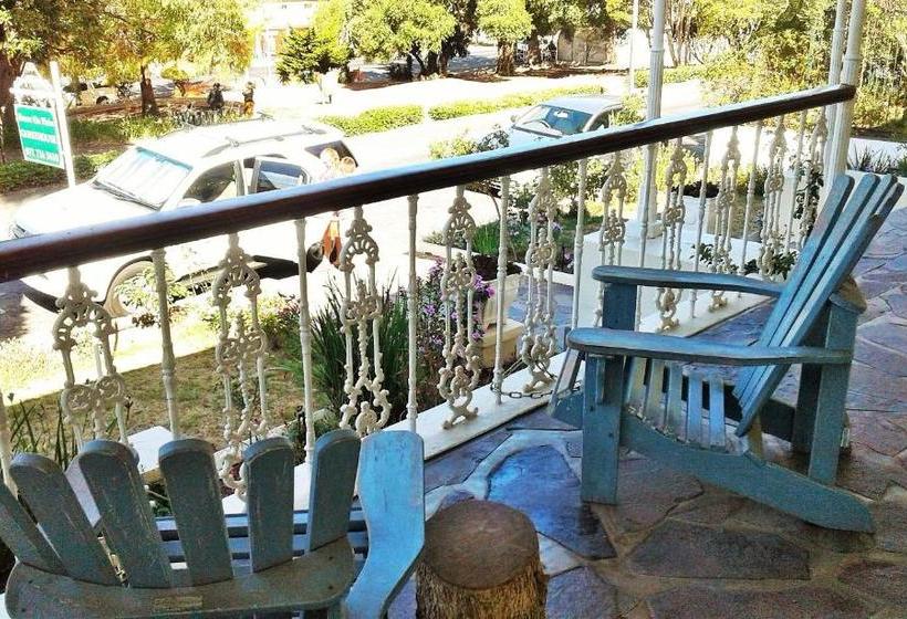 펜션 House On Plein