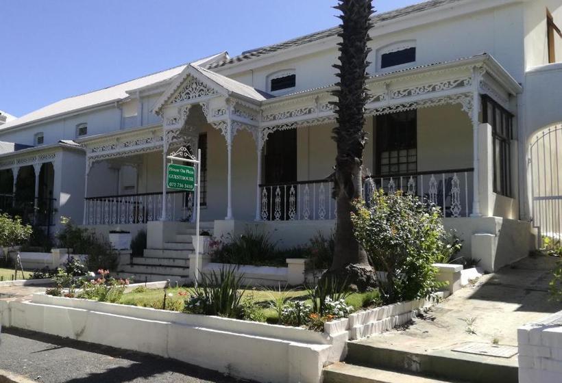 펜션 House On Plein