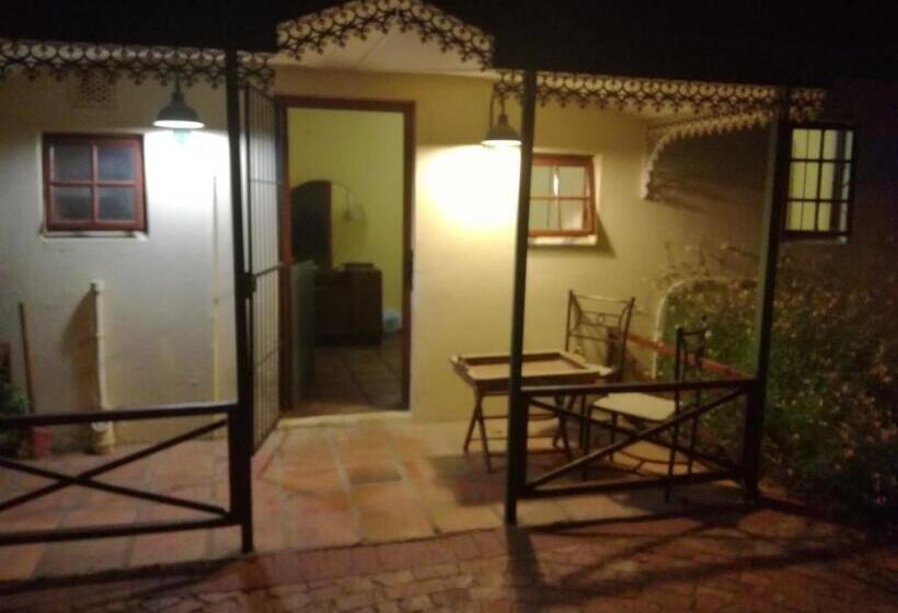 펜션 House On Plein