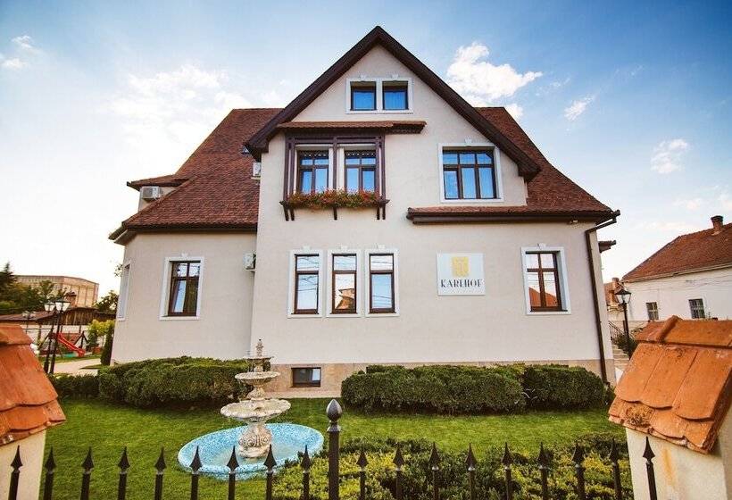 פנסיון Karlhof