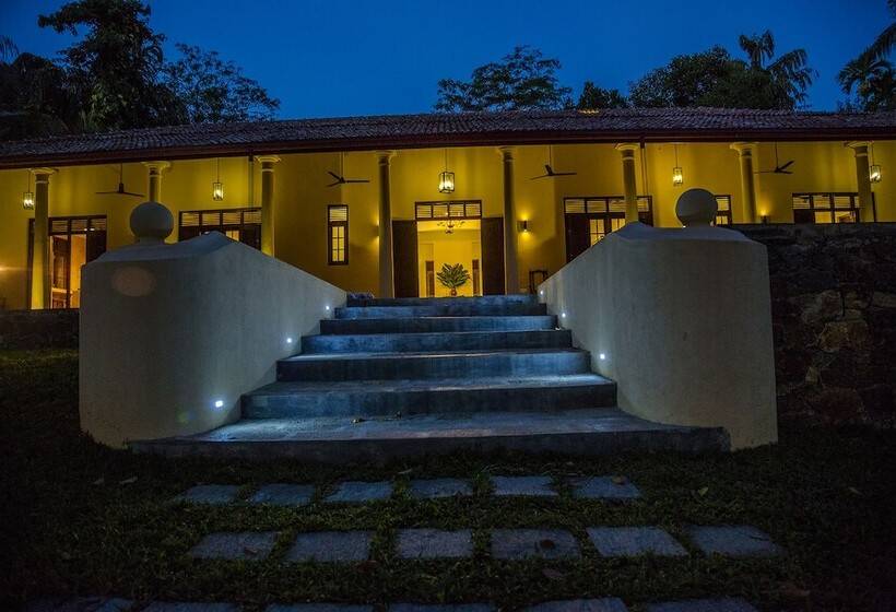 Пансион Kurundu Villa By Unrushed