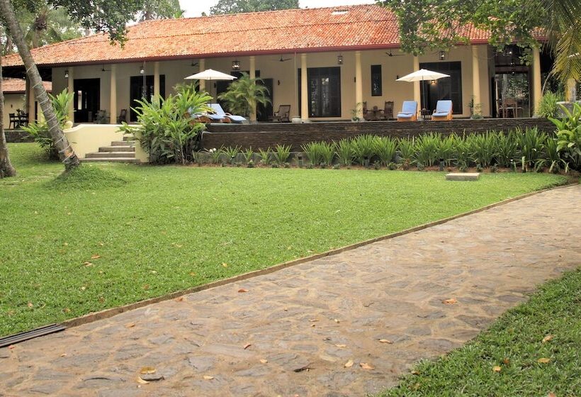 Пансион Kurundu Villa By Unrushed