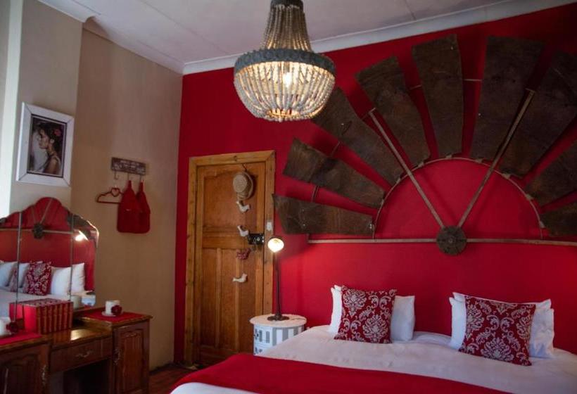 פנסיון Mirabel Guesthouse