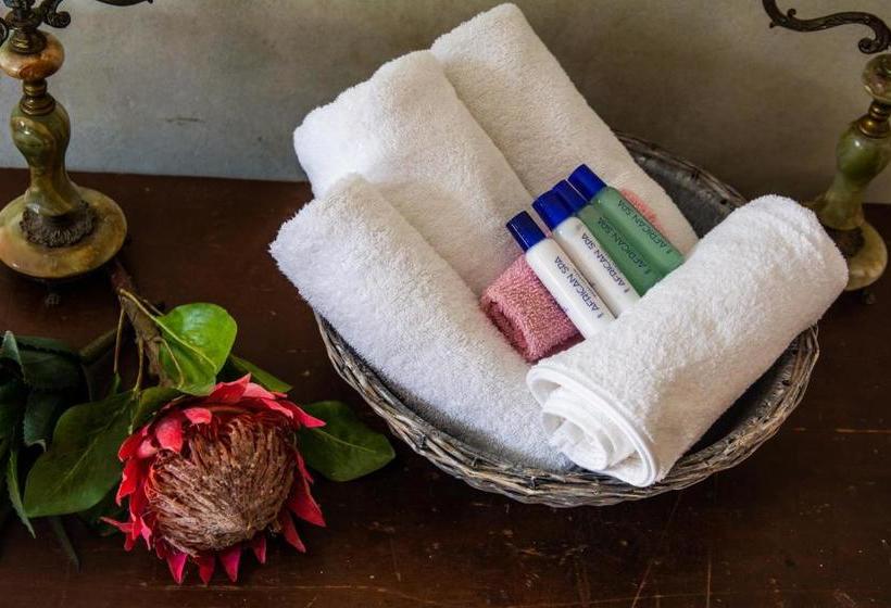 פנסיון Mirabel Guesthouse