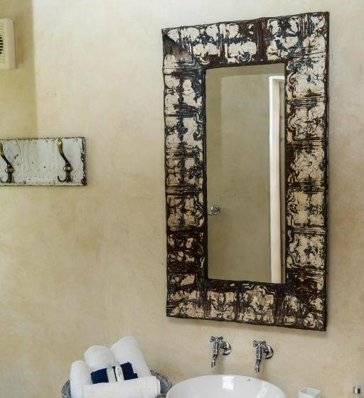 פנסיון Mirabel Guesthouse