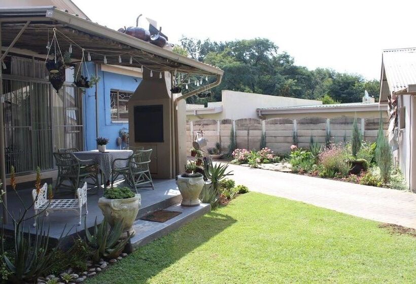 פנסיון Mirabel Guesthouse