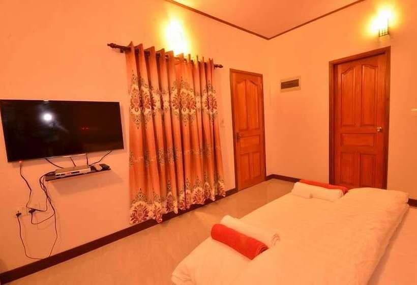 پانسیون New Moon Village