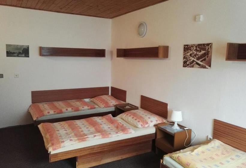 پانسیون Penzion Tenis