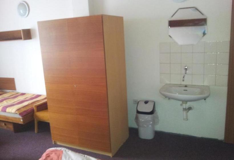 Пансион Penzion Tenis