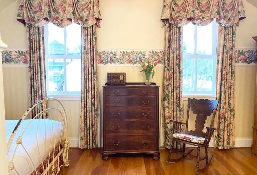 پانسیون Princess And The Pea