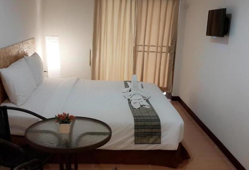 פנסיון Rinradee Place