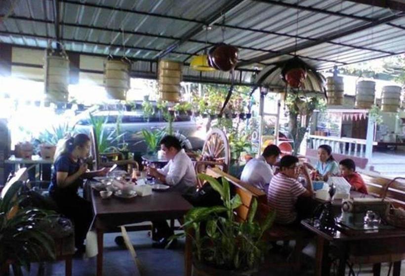 פנסיון Rinradee Place