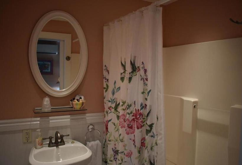 Пансион Seaport Inn