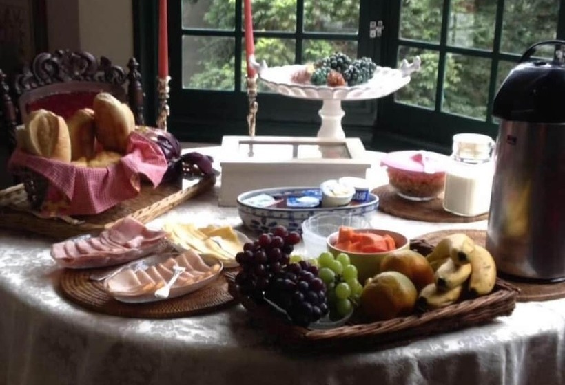 ペンション Villa Serena Bed & Breakfast