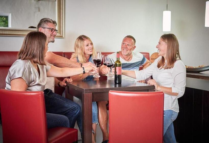 Пансион Winzerhof Agerlhof