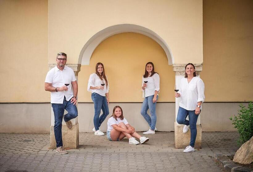 Пансион Winzerhof Agerlhof