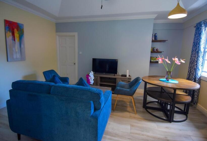 Sea Piton View Apartment  Location, Convenience, Modern Living